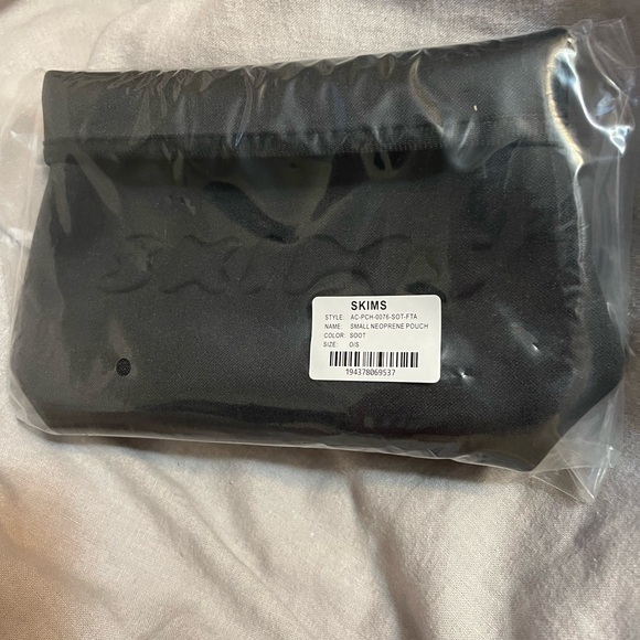 Skims Neoprene Small Pouch - Picture 2 of 3